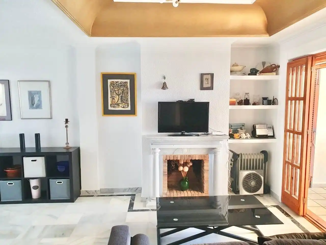 Sala de estar de Apartamento de alquiler en Cartagena con Aire acondicionado, Piscina y Amueblado