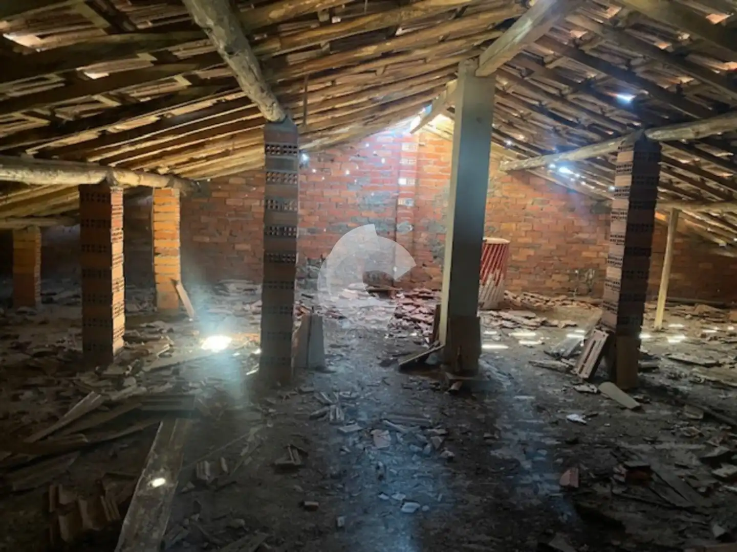 Edificio en venta en A Merca  