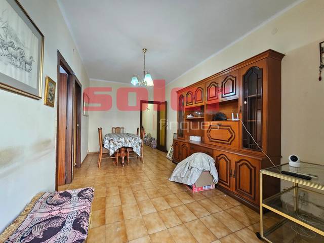 Piso en Venta en Carrer de Lluís Sagnier en El Guinardó