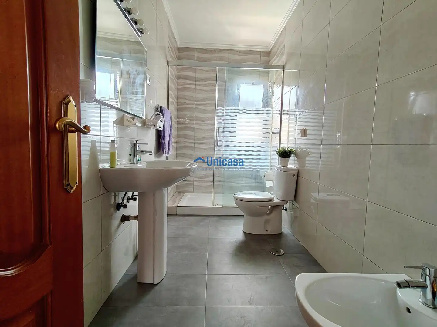 Bathroom of Flat for sale in Málaga  with Air Conditioner, Terrace and Furnished