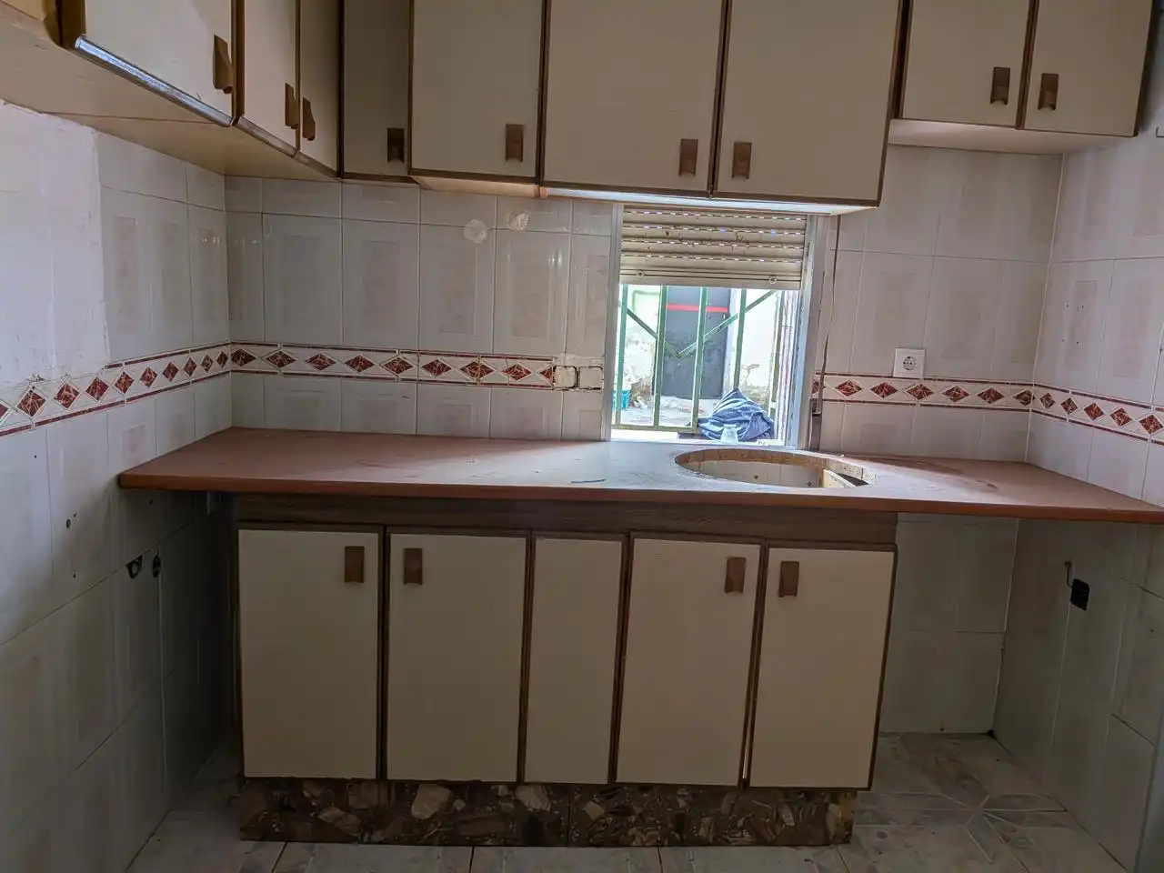 Cuina de Planta baixa en venda en Albacete
