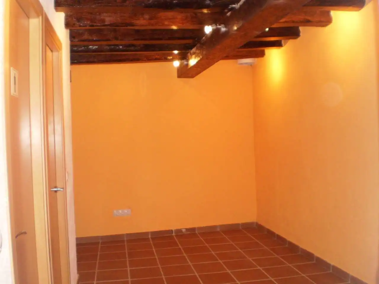 Business premises for sale in Calle Estudis, imagen 4