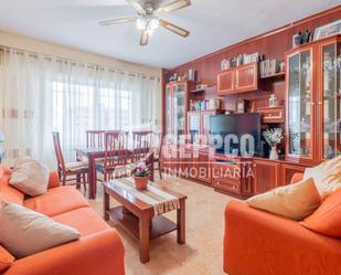 Sala d'estar de Pis en venda en  Madrid Capital amb Aire condicionat, Calefacció i Terrassa
