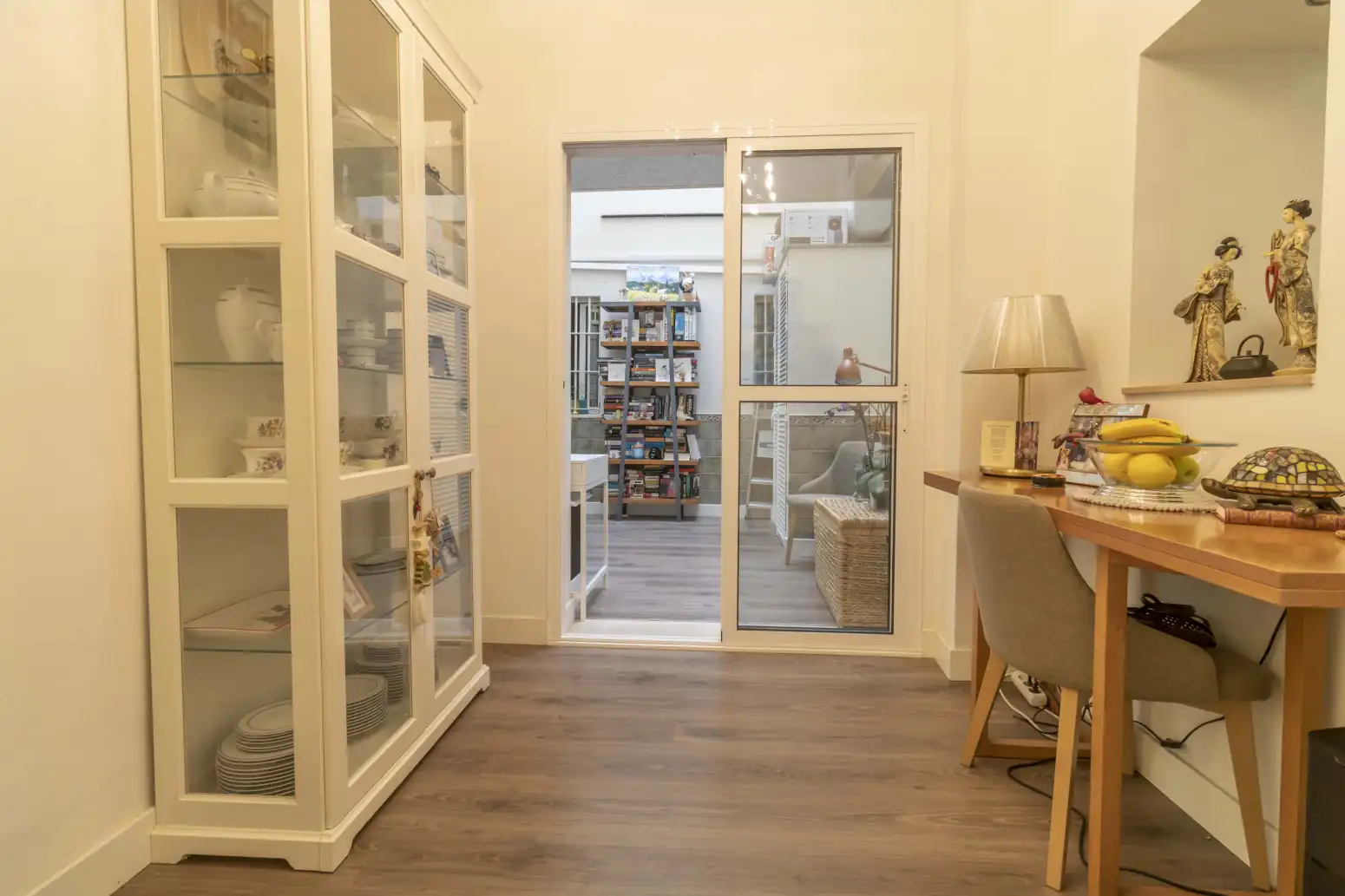 Flat for sale in Sevilla  with Air Conditioner, Heating and Balcony