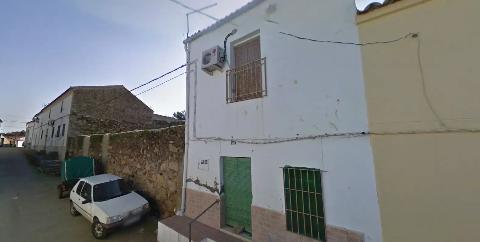 Vista exterior de Casa adosada en venda en Ibahernando