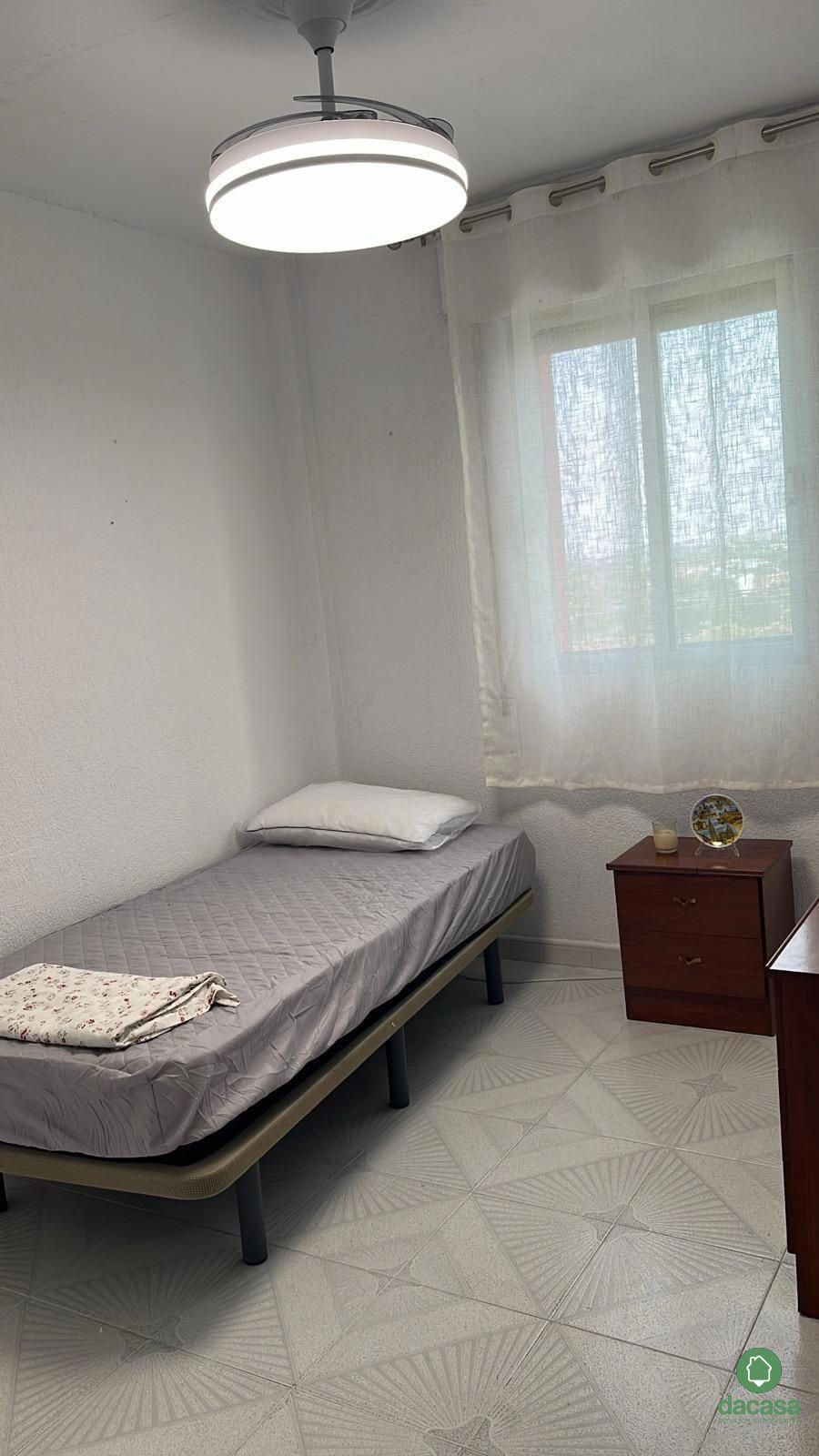 Flat for share in ALVARO DE BAZAN, La Orden