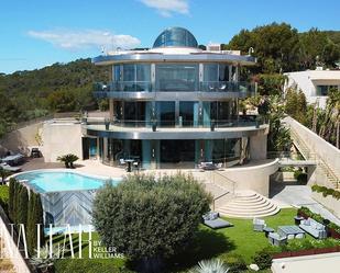 Vista exterior de Casa o xalet en venda en Sitges amb Aire condicionat, Calefacció i Jardí privat