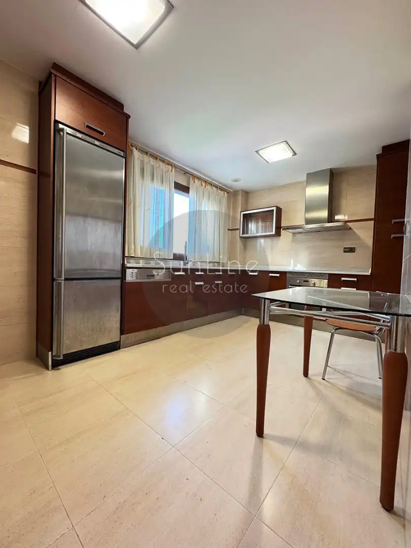 House with pool for sale in Carrer Font de la Carrasquera, imagen 129