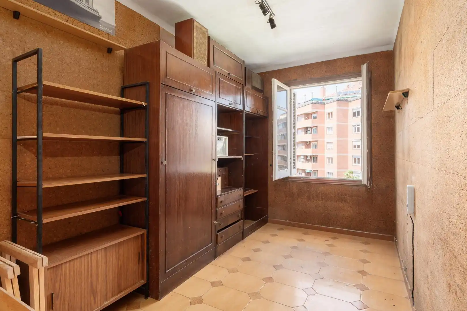 Schlafzimmer von Wohnung zum Verkauf in Barcelona mit Heizung und Alarm
