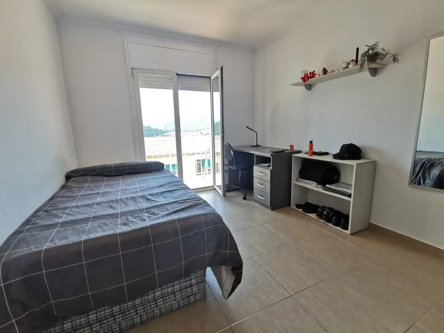Schlafzimmer von Wohnung zum Verkauf in Montmeló mit Klimaanlage, Heizung und Balkon