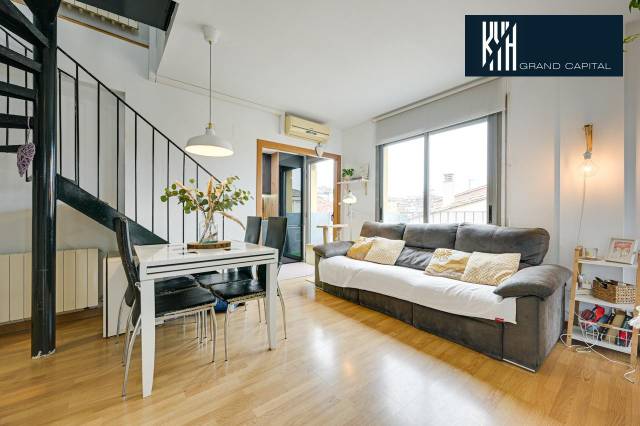 Dúplex en Venta en Calle Major en Barri dels Escriptors