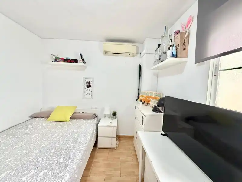 Dormitori de Pis en venda en Torremolinos amb Aire condicionat, Terrassa i Traster