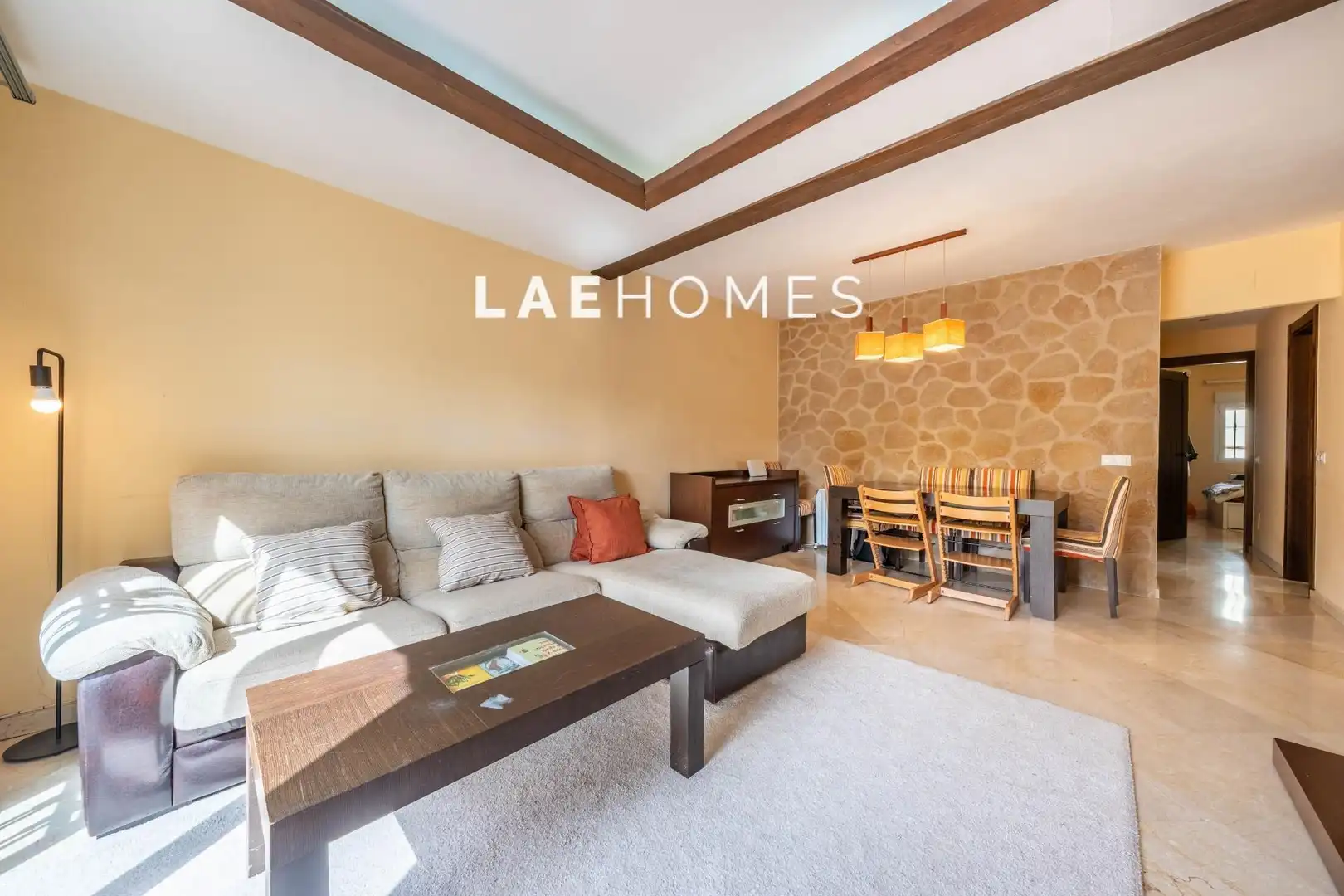 Sala de estar de Apartamento en venta en Marbella con Jardín privado, Terraza y Piscina comunitaria