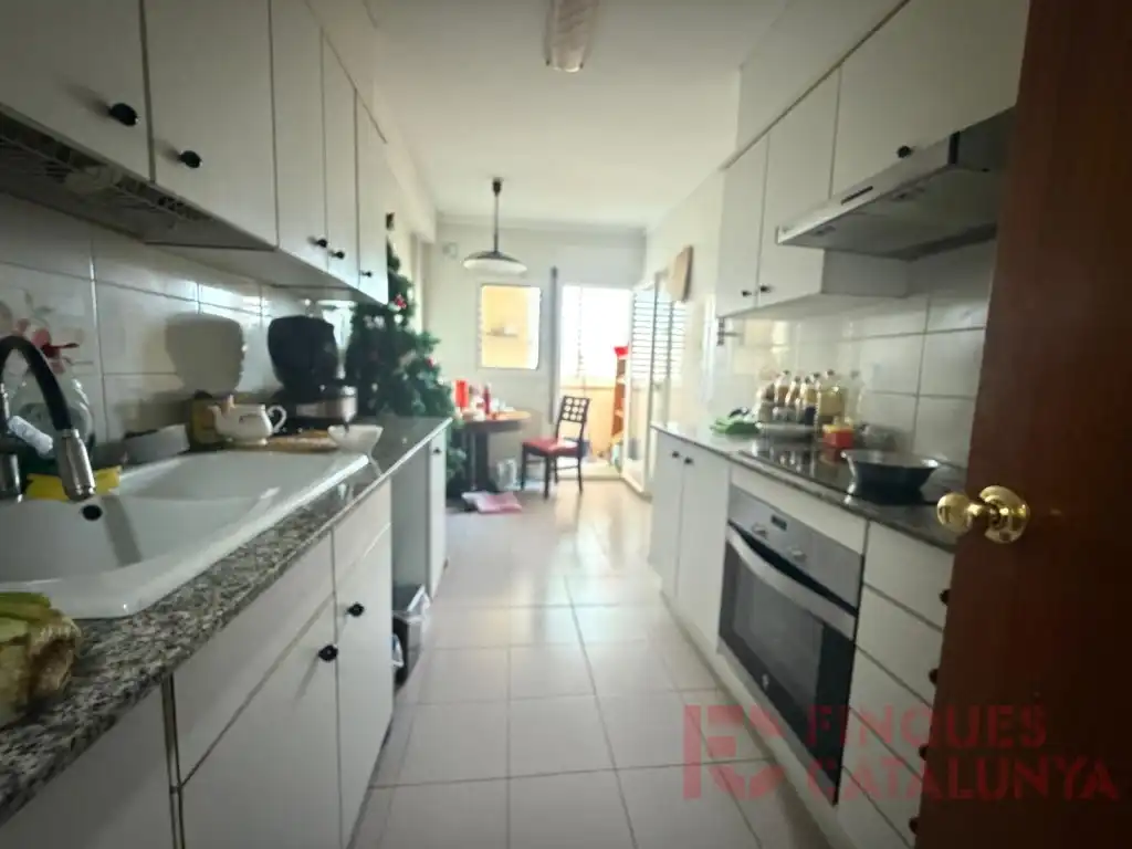 Küche von Wohnung zum Verkauf in Girona