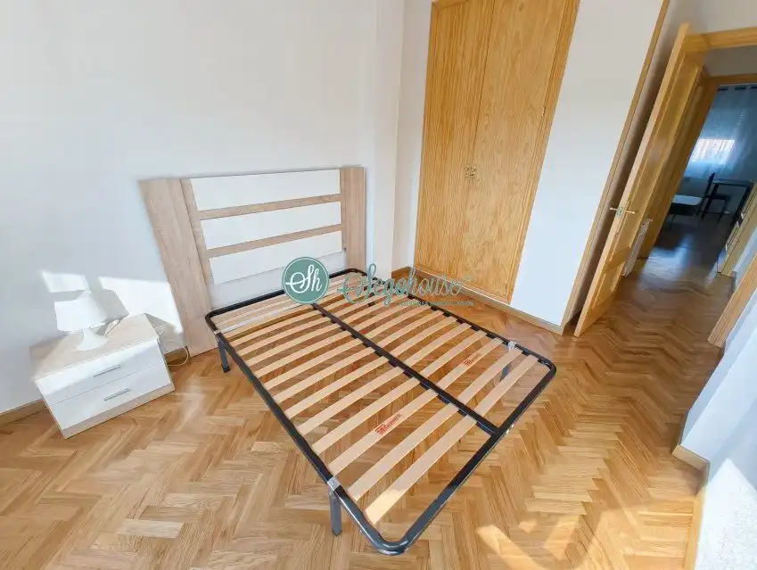 Schlafzimmer von Wohnung zur Miete in Segovia mit Heizung, Parkett und Terrasse