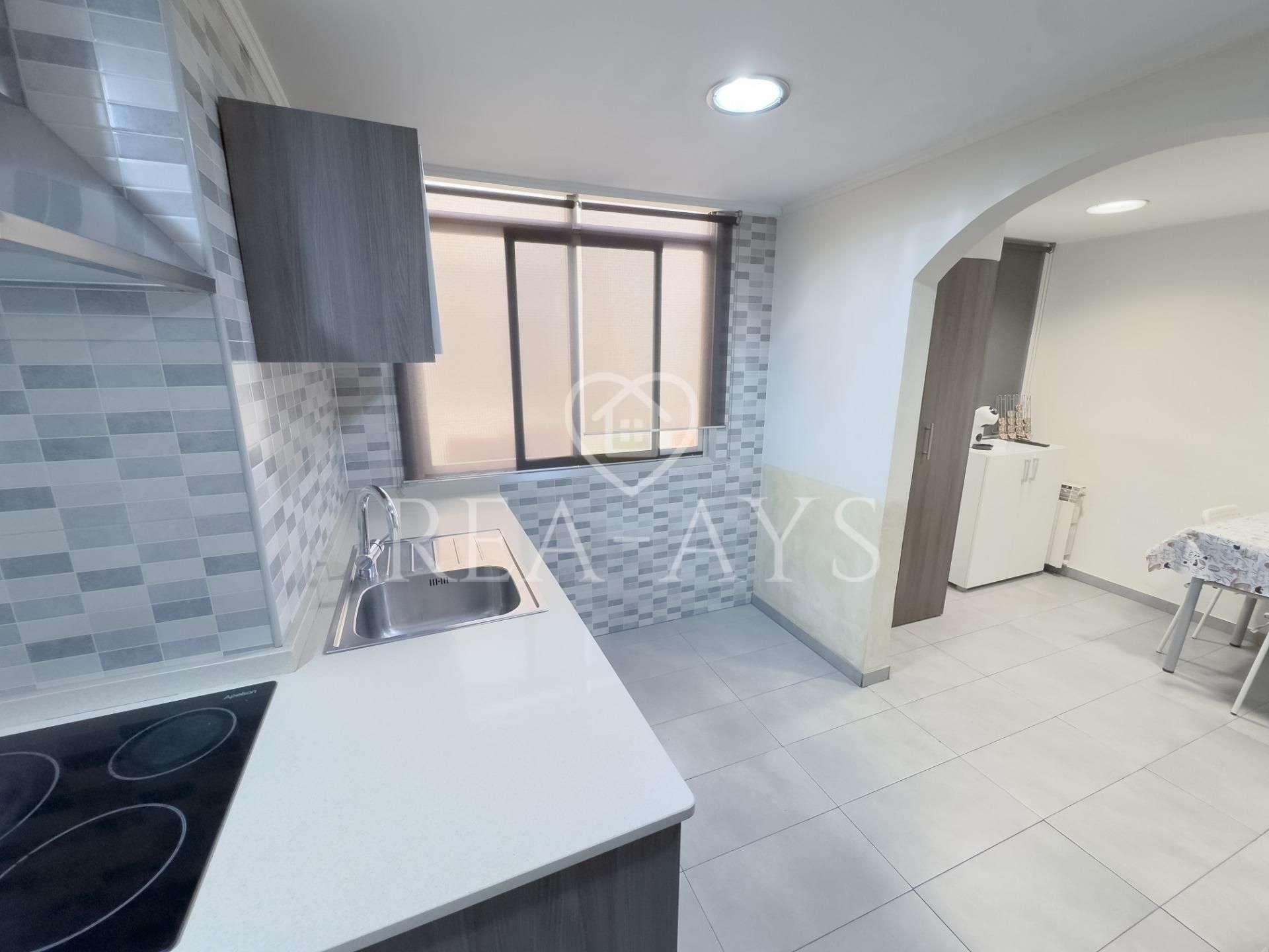 Kitchen of Flat for sale in Sant Andreu de la Barca  with Air Conditioner, Heating and Storage room