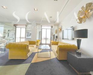 Living room of Duplex to rent in  Madrid Capital  with Air Conditioner