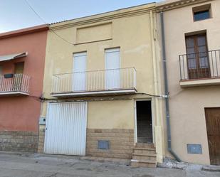 Exterior view of Single-family semi-detached for sale in Menàrguens