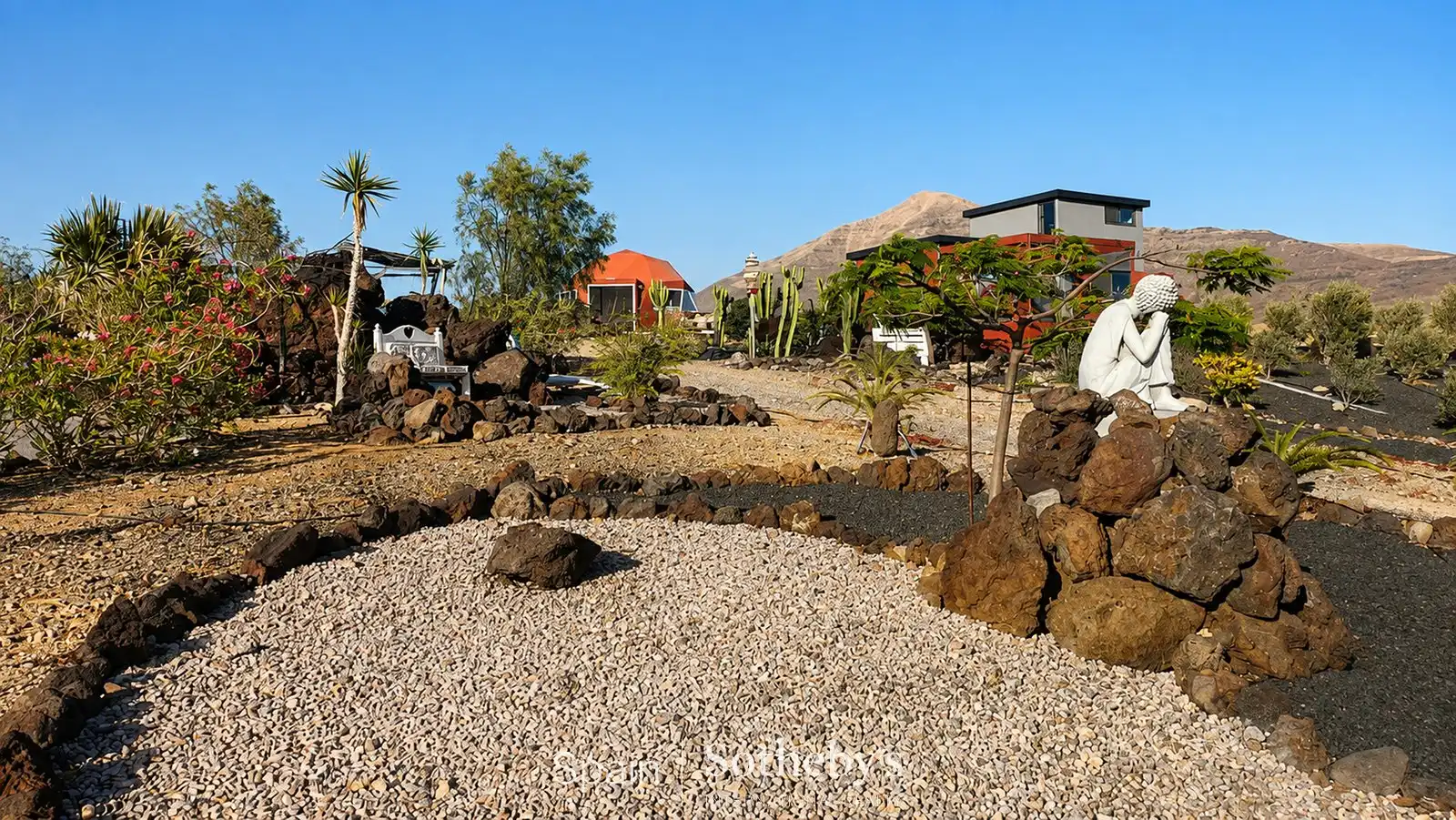 Exterior view of Houses for sale in Tuineje  with Air Conditioner, Heating and Private garden