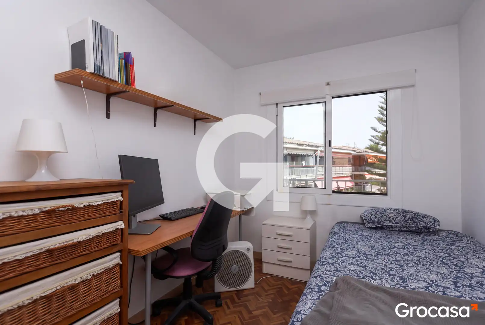 Habitación de Ático en venta en Gavà con Aire acondicionado, Calefacción y Terraza