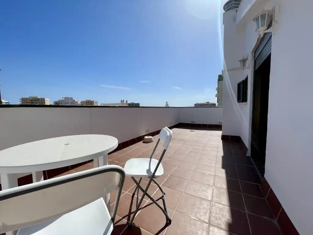 Terrasse von Wohnungen zur Miete in Benicasim / Benicàssim mit Klimaanlage, Privatgarten und Terrasse