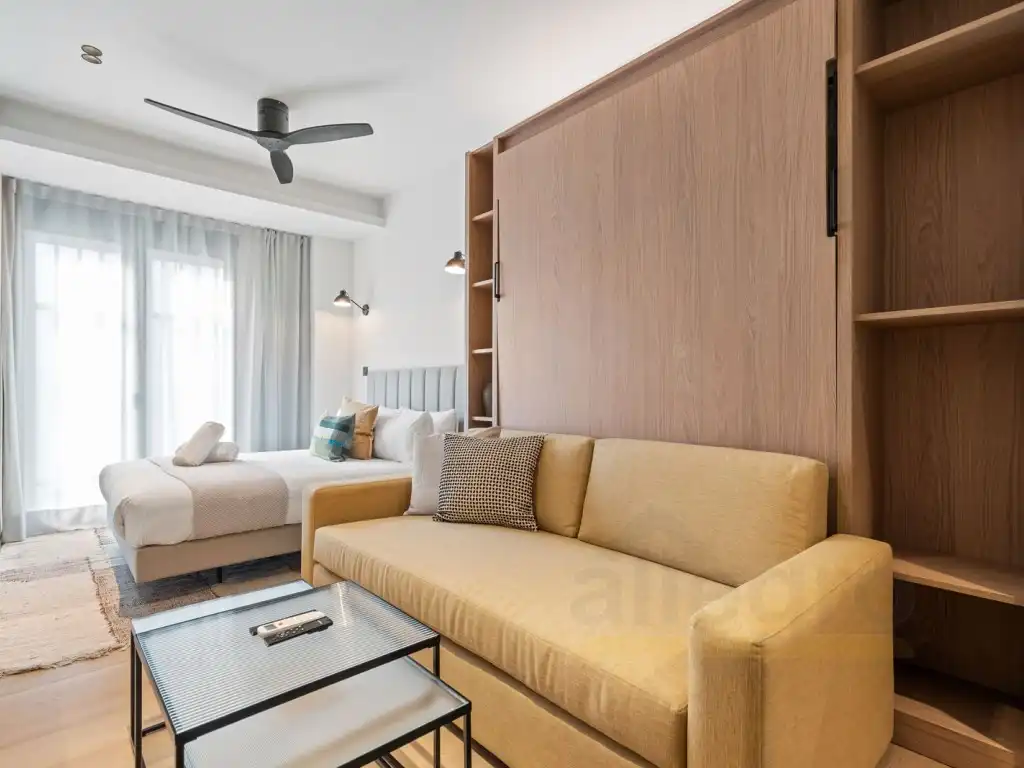 Living room of Commercial properties for sale in Puente de Vallecas