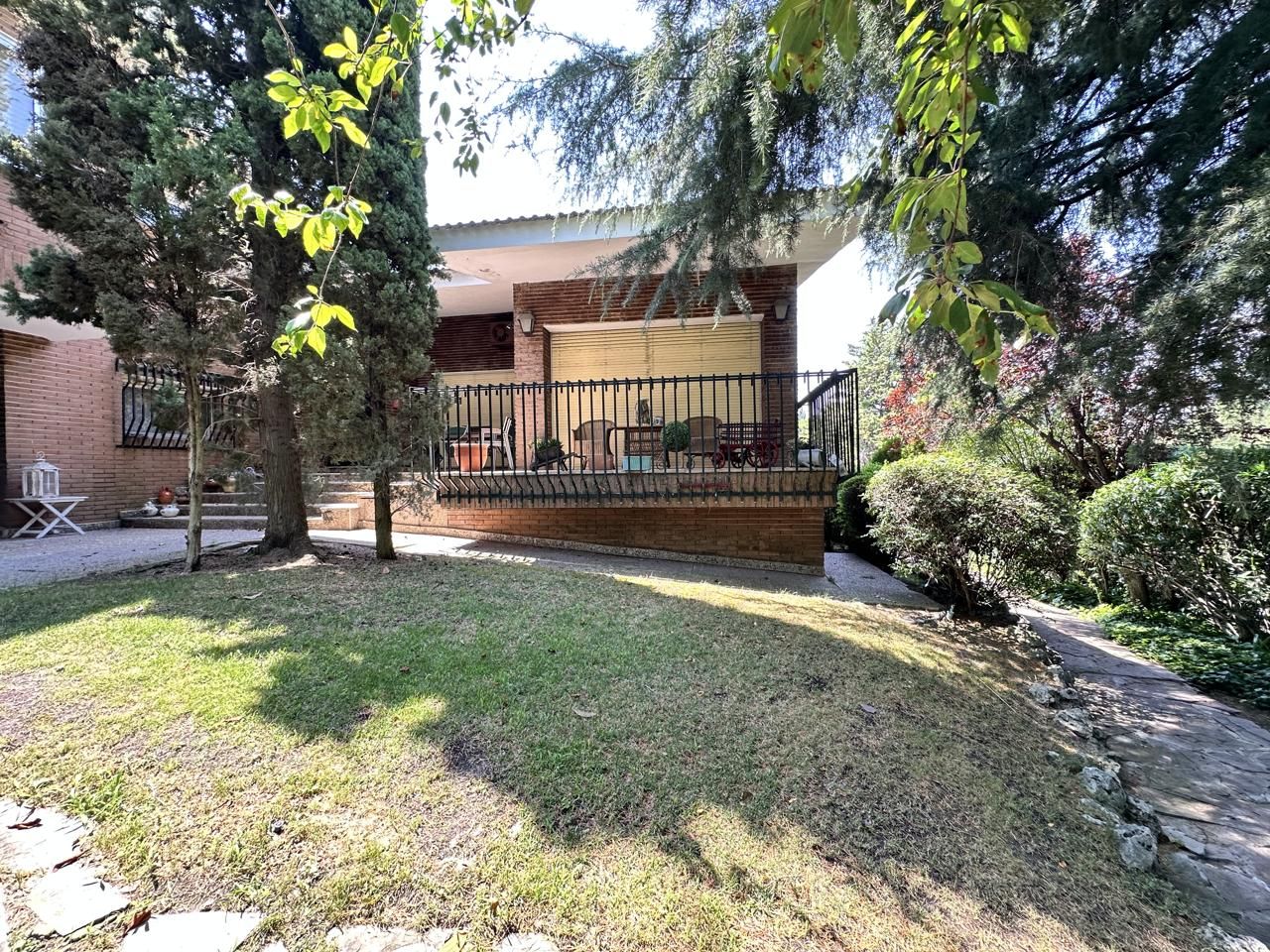 Garden of House or chalet for sale in Majadahonda  with Air Conditioner, Heating and Private garden