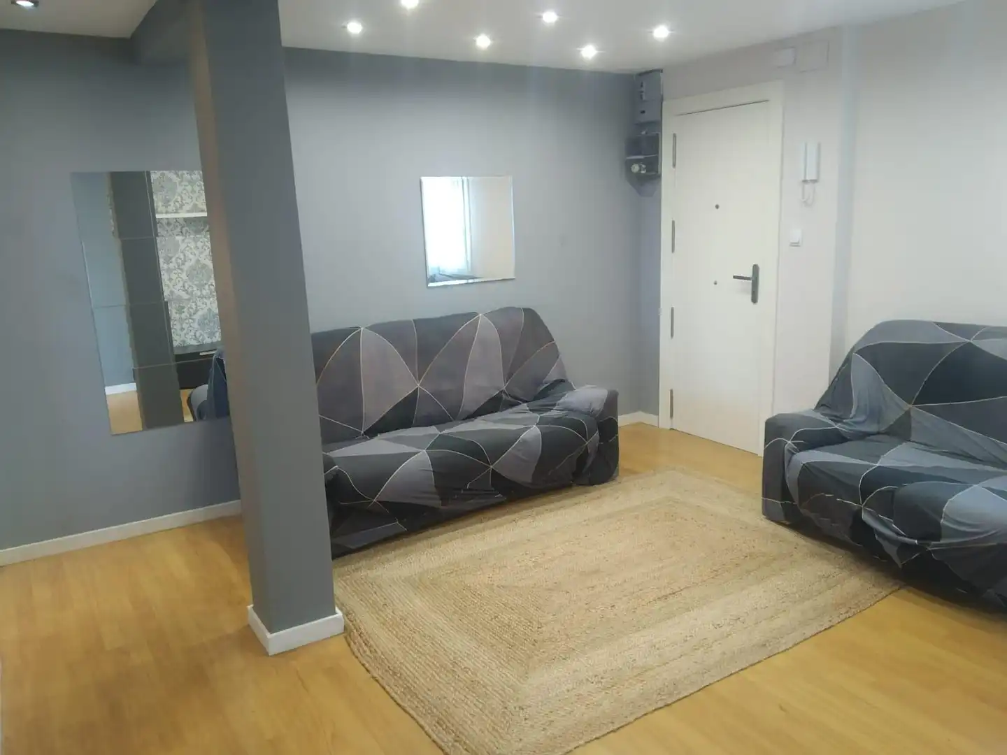 Sala de estar de Piso en venta en Rontegui - Pormetxeta
