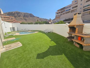 Terraced house with balcony for sale in Aguadulce