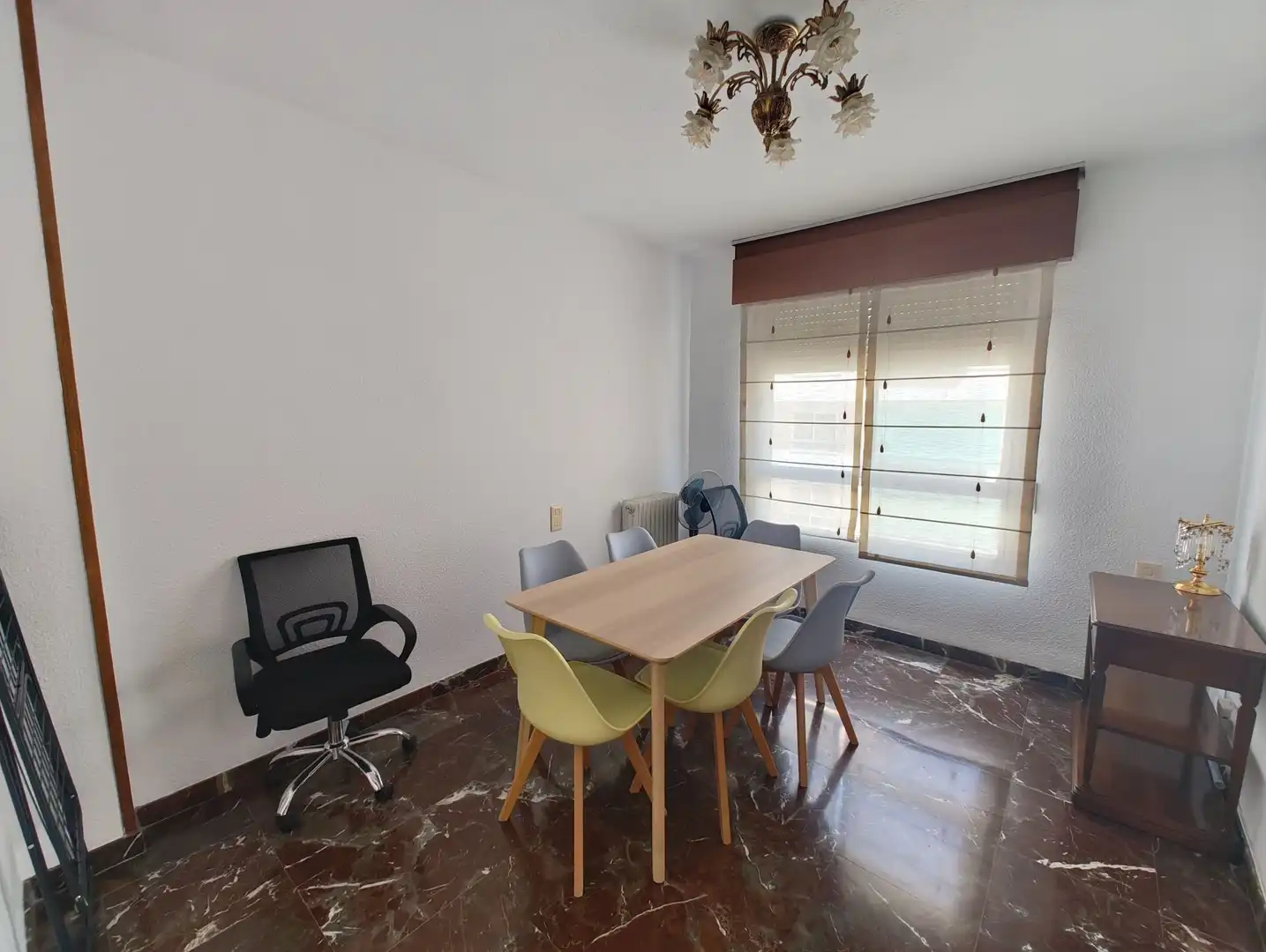 Dining room of Flat for rent in Granada  with Air Conditioner, Heating and Furnished