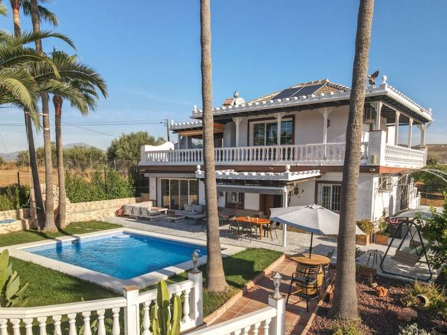 Casa-chalet en Venta en Lugar la Campiñuela en Centro