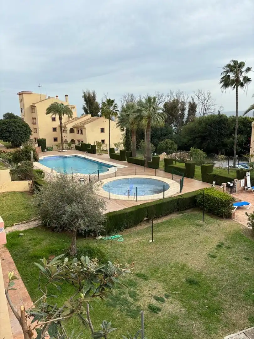Apartament amb piscina en venda a Riviera del Sol, imagen 2
