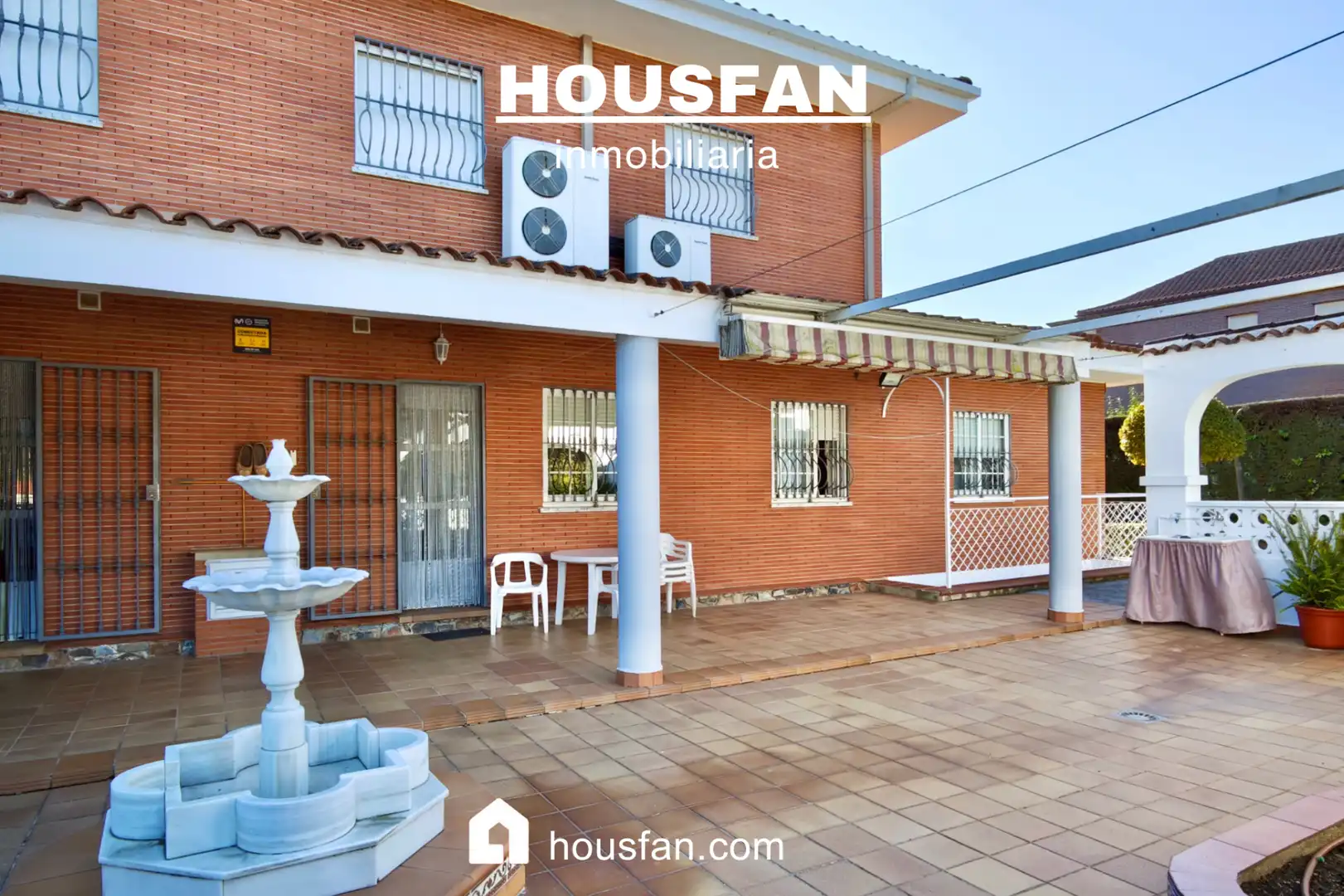 Exterior view of Houses for sale in Cáceres  with Air Conditioner, Heating and Private garden