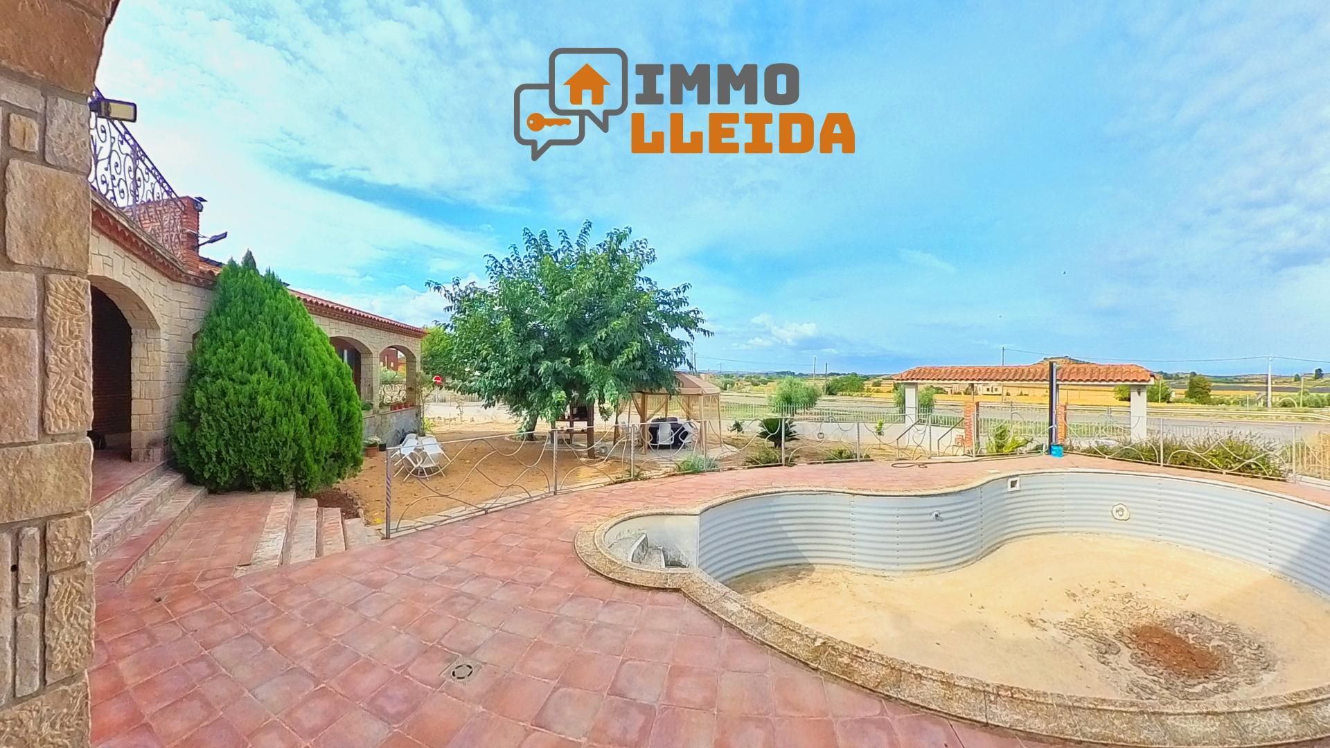 Vista exterior de Casa o chalet en venta en Arbeca con Calefacción, Jardín privado y Terraza