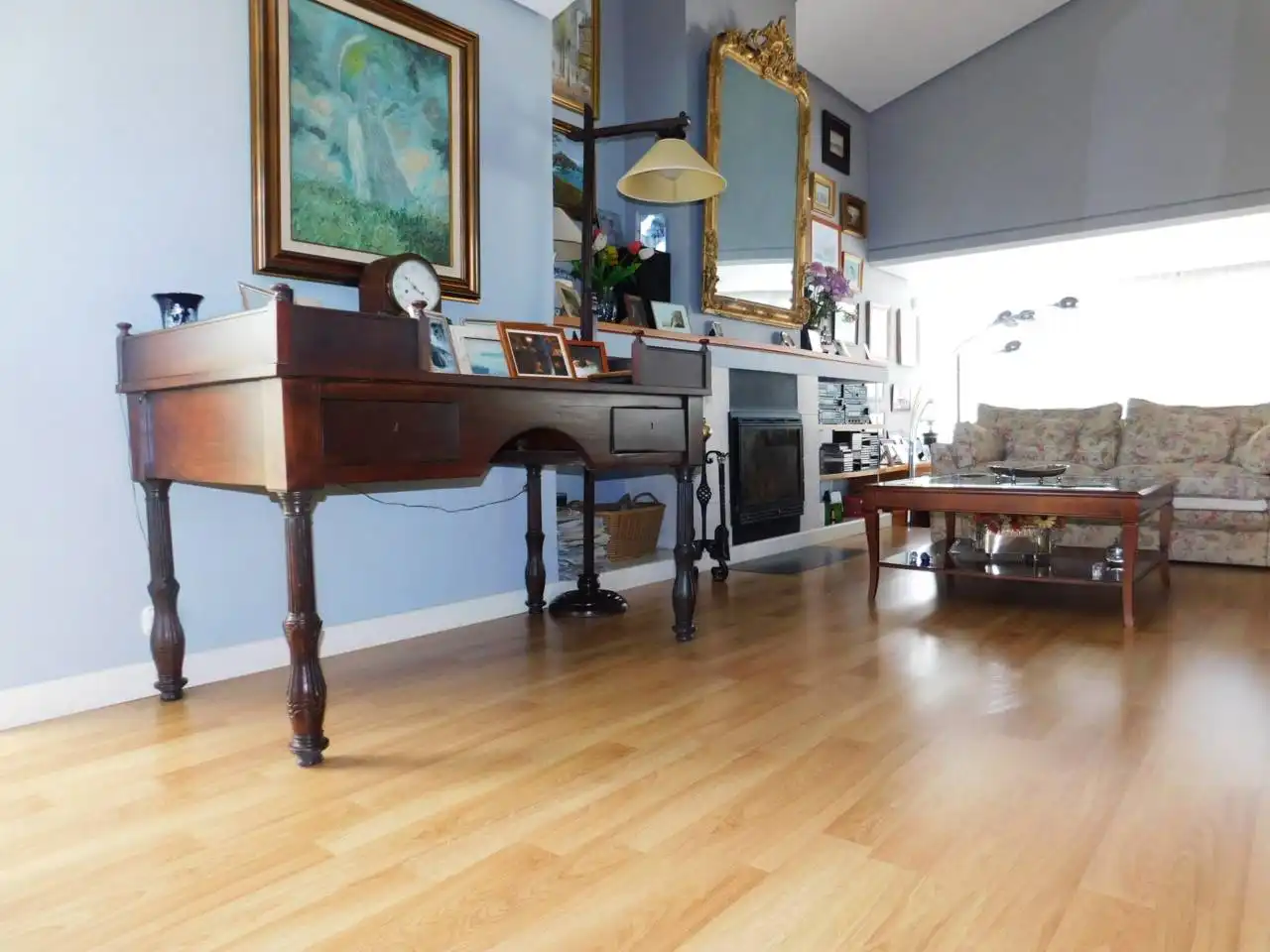 Sala d'estar de Casa o xalet en venda en Jerez de la Frontera amb Aire condicionat, Jardí privat i Terrassa