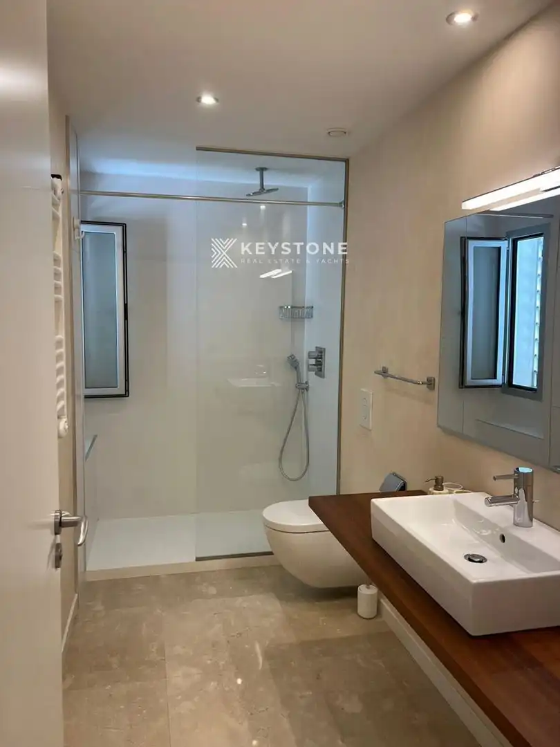 Badezimmer von Wohnung zur Miete in Calvià mit Klimaanlage, Heizung und Terrasse
