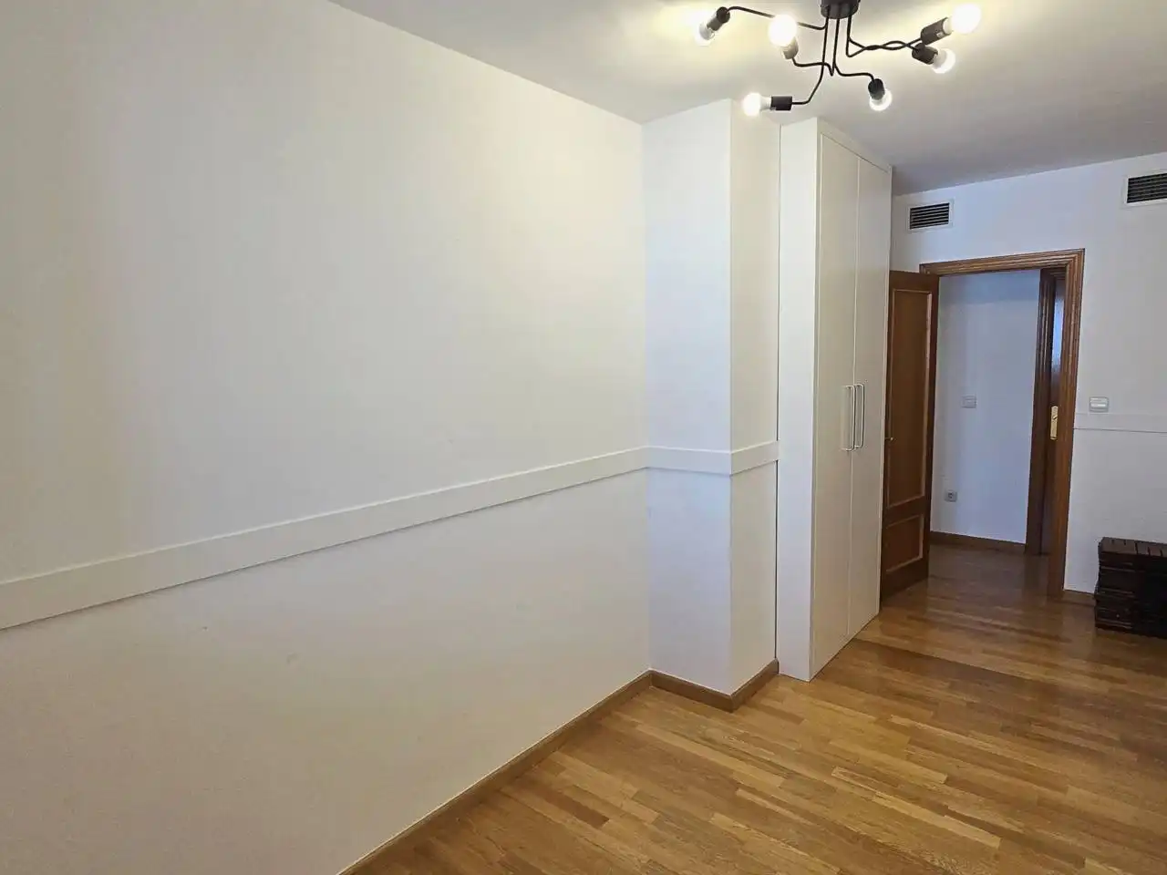 Piso en venta en Valencia con Aire acondicionado, Calefacción y Parquet