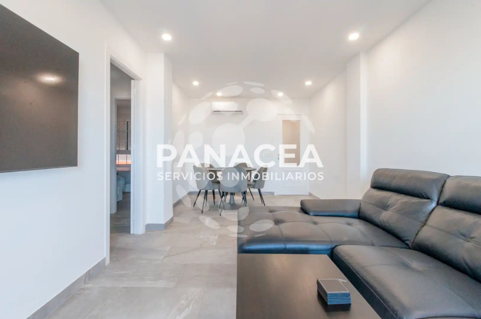 Piso en venta en Vícar con Terraza, Amueblado y Horno