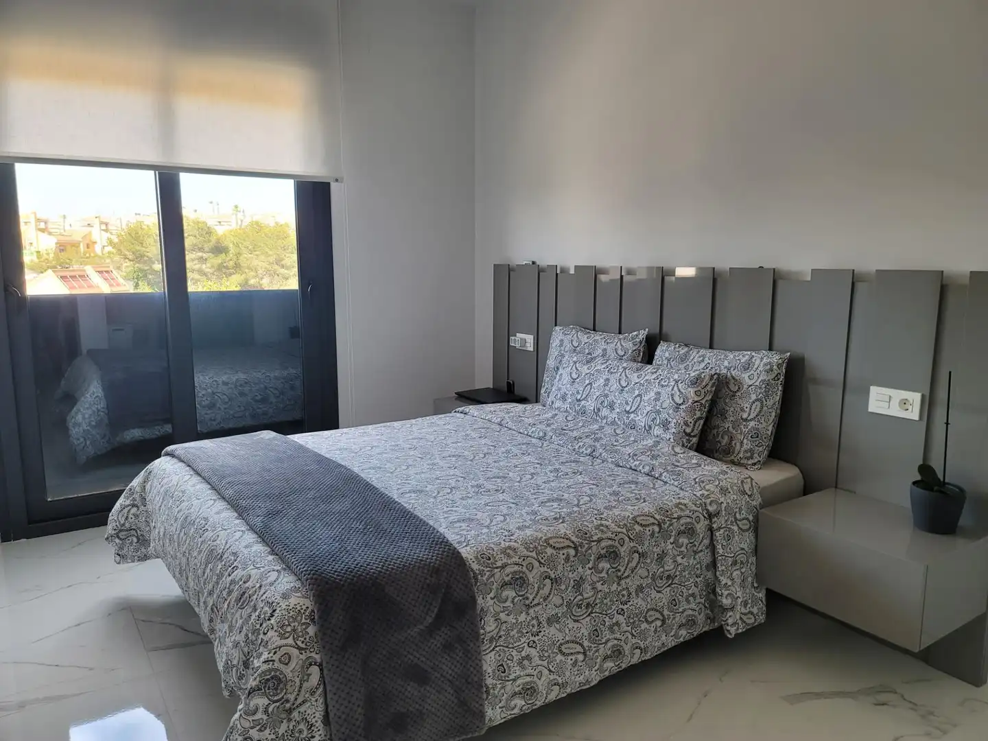 Dormitori de Apartament en venda en Orihuela amb Aire condicionat, Jardí privat i Terrassa
