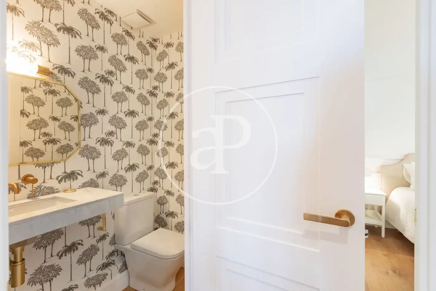 Baño de Piso en venta en Madrid con Aire acondicionado, Calefacción y Terraza