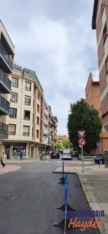 Vista exterior de Garaje en venta en Getxo 
