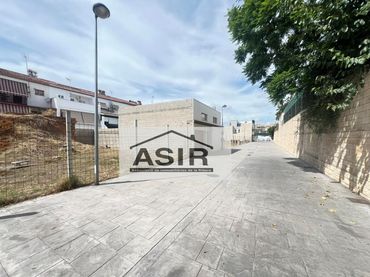 Terreny residencial en venda a Calle Joan Baptista Basset