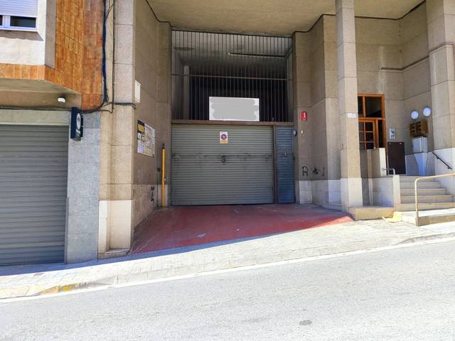 Garaje en Venta en Carrer de Francesc Oller, 101 en Torrent d'en Pere Parres