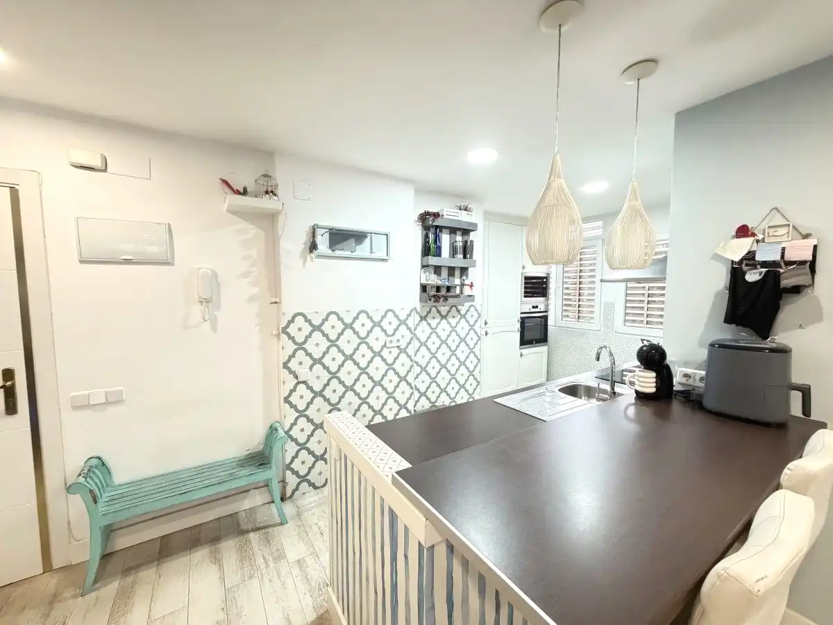 Flat with lift for sale in Calle Gardenia, imagen 3