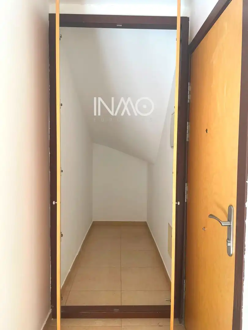Flat for sale in Rubí  with Air Conditioner, Heating and Terrace