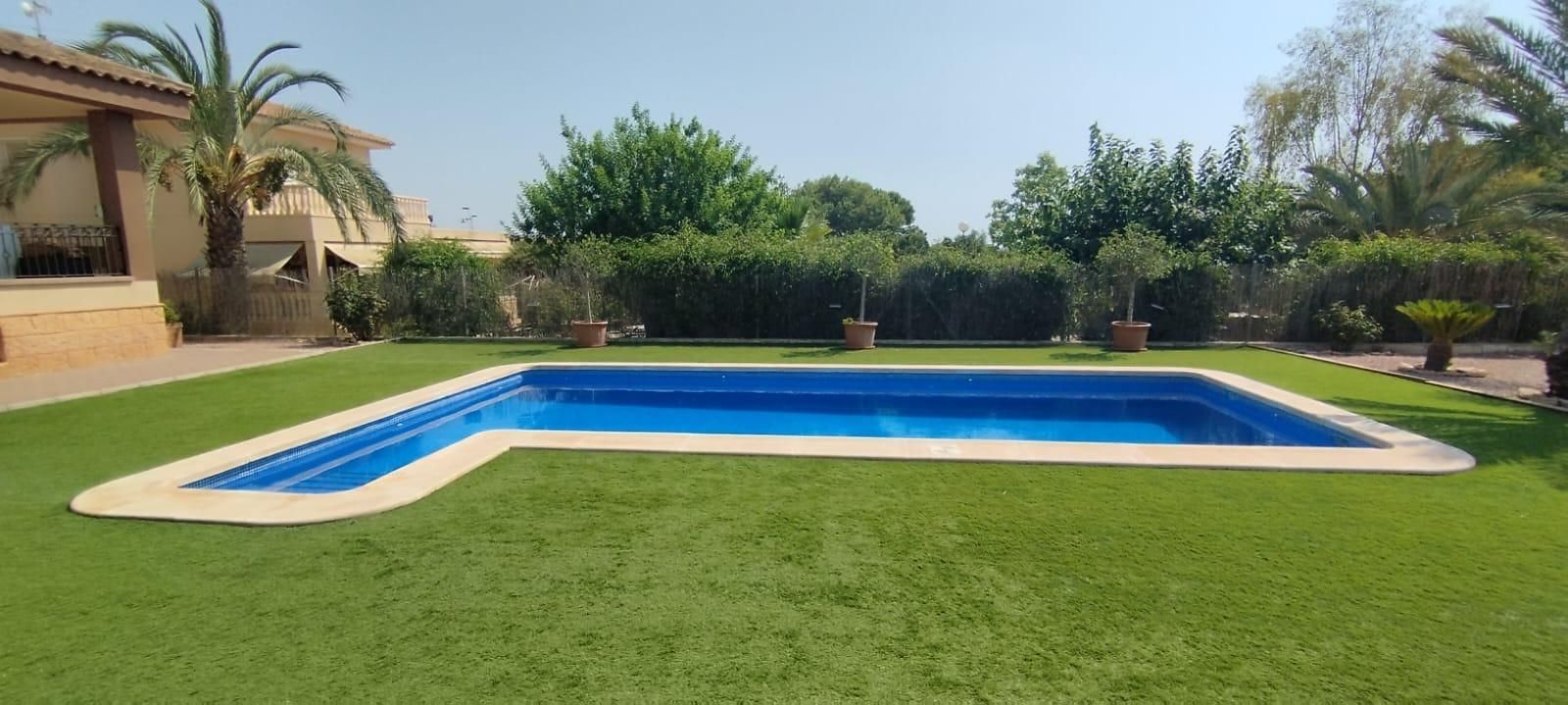 Piscina de Casa o chalet en venta en Elche / Elx con Aire acondicionado, Jardín privado y Terraza