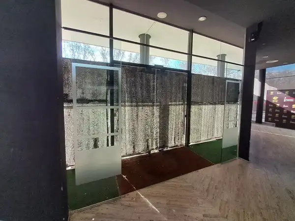Local comercial en venda a c/ president tarradellas, imagen 10