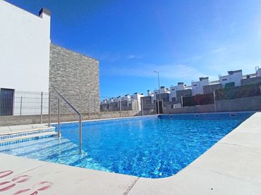 Haus mit Pool zum Verkauf in Aranzana 20