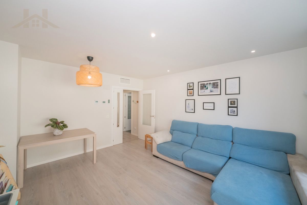 Living room of Flat for sale in Colmenar Viejo  with Air Conditioner, Heating and Terrace