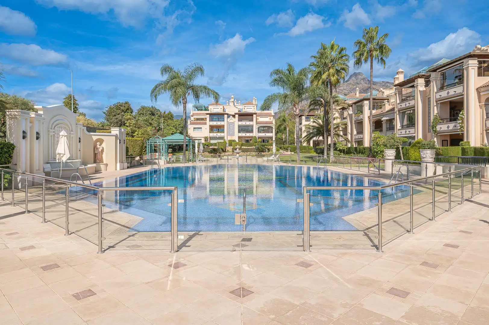 Exterior view of Apartments for rent in Marbella  with Air Conditioner, Private garden and Furnished